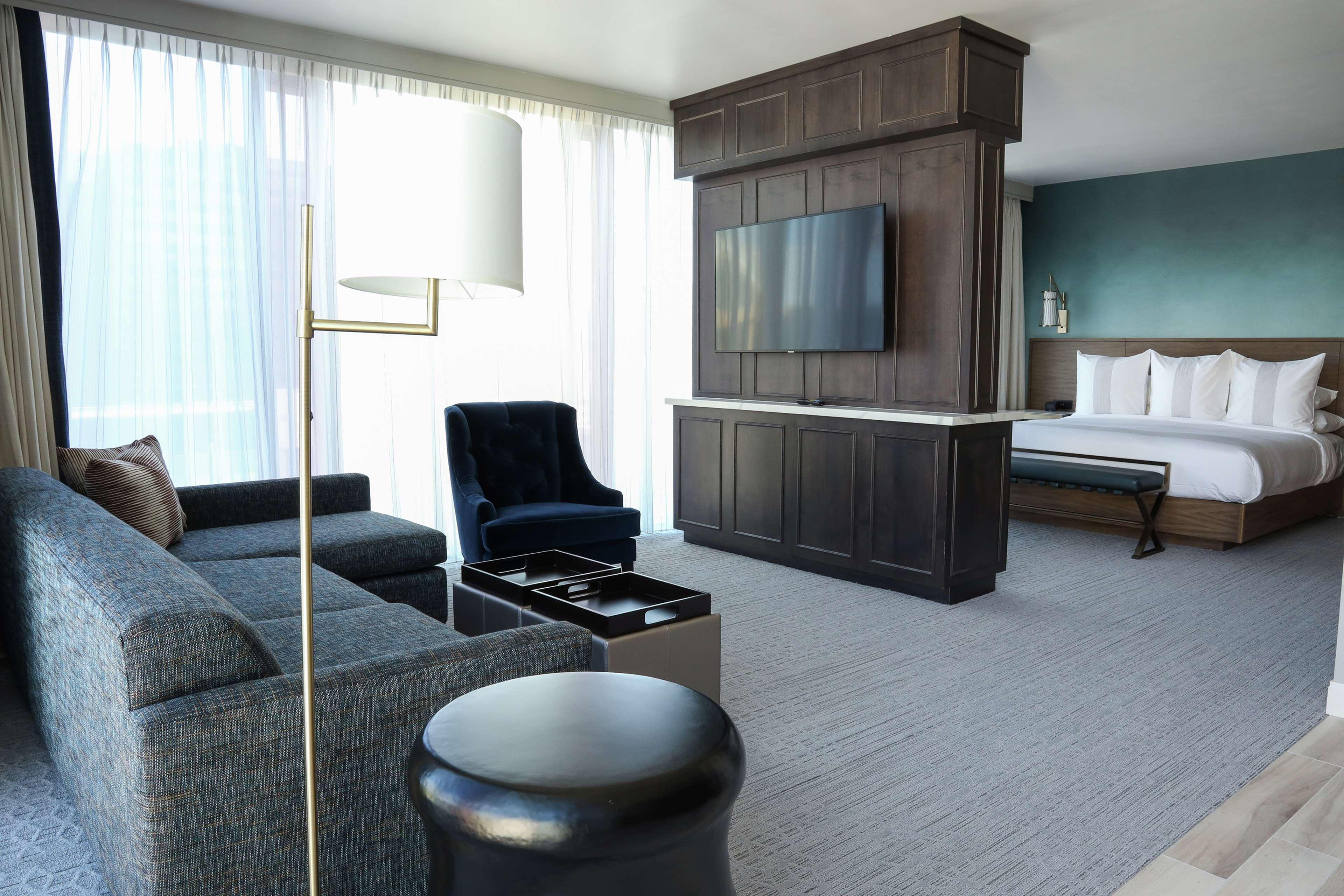 Carte Hotel San Diego Downtown, Curio Collection By Hilton Exterior photo