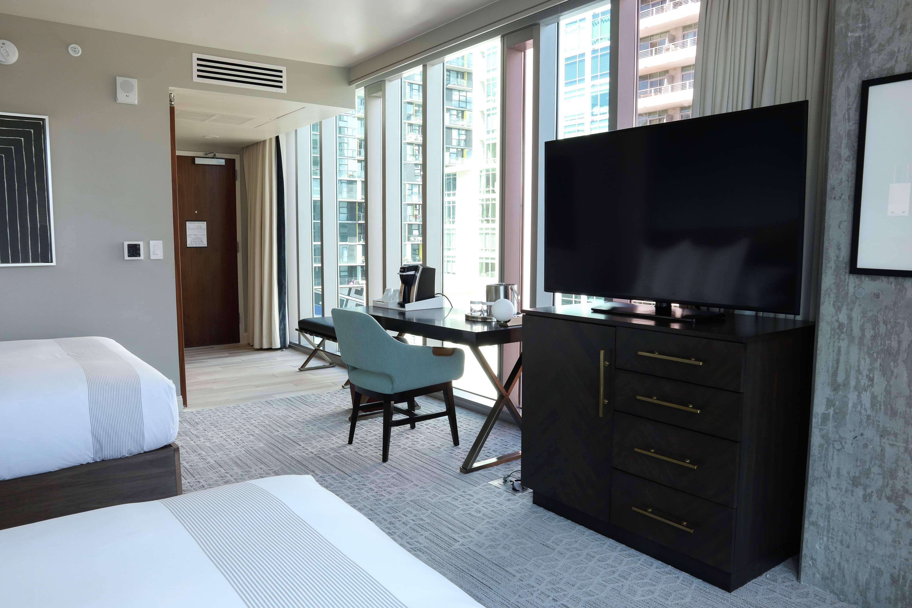 Carte Hotel San Diego Downtown, Curio Collection By Hilton Exterior photo