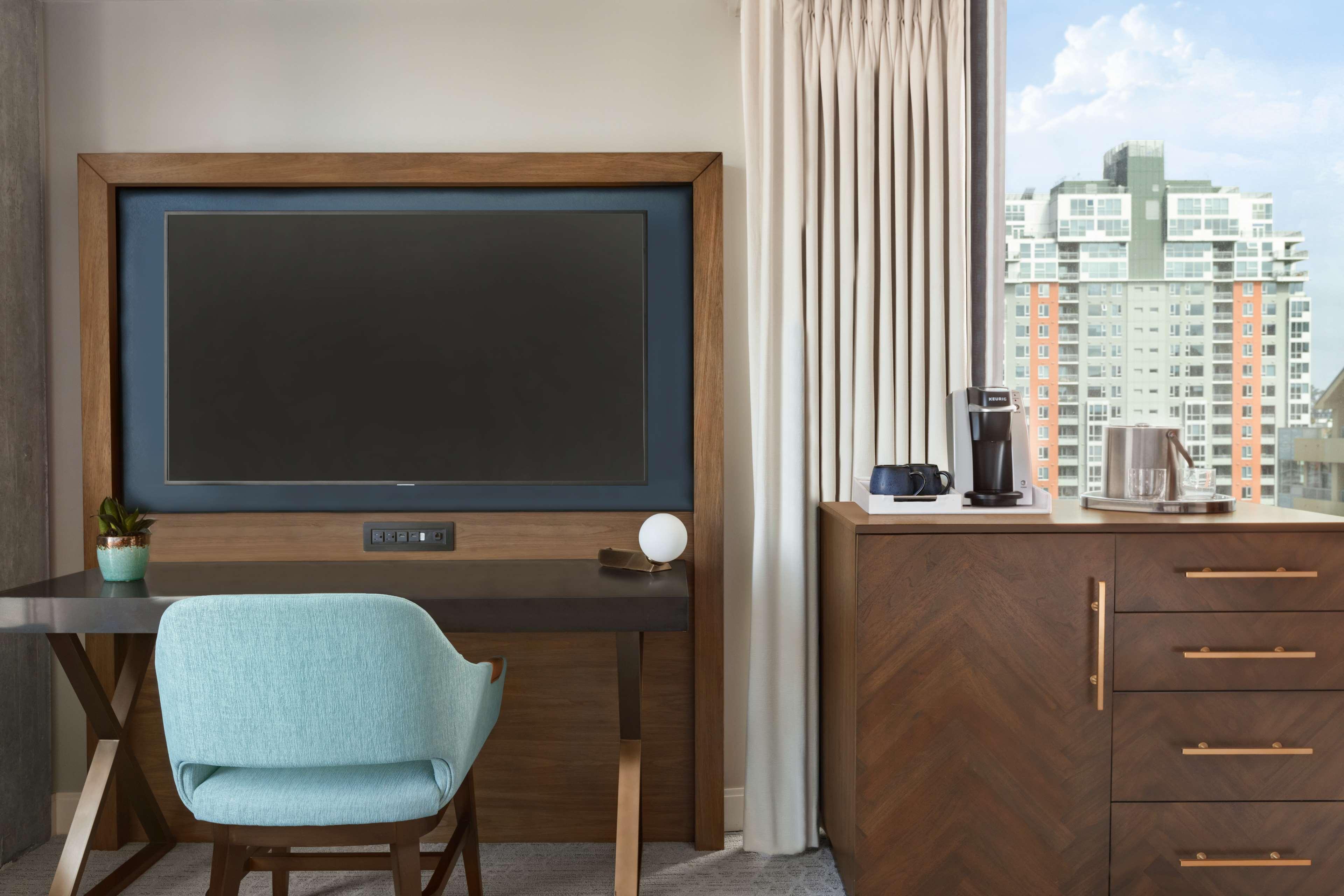 Carte Hotel San Diego Downtown, Curio Collection By Hilton Exterior photo