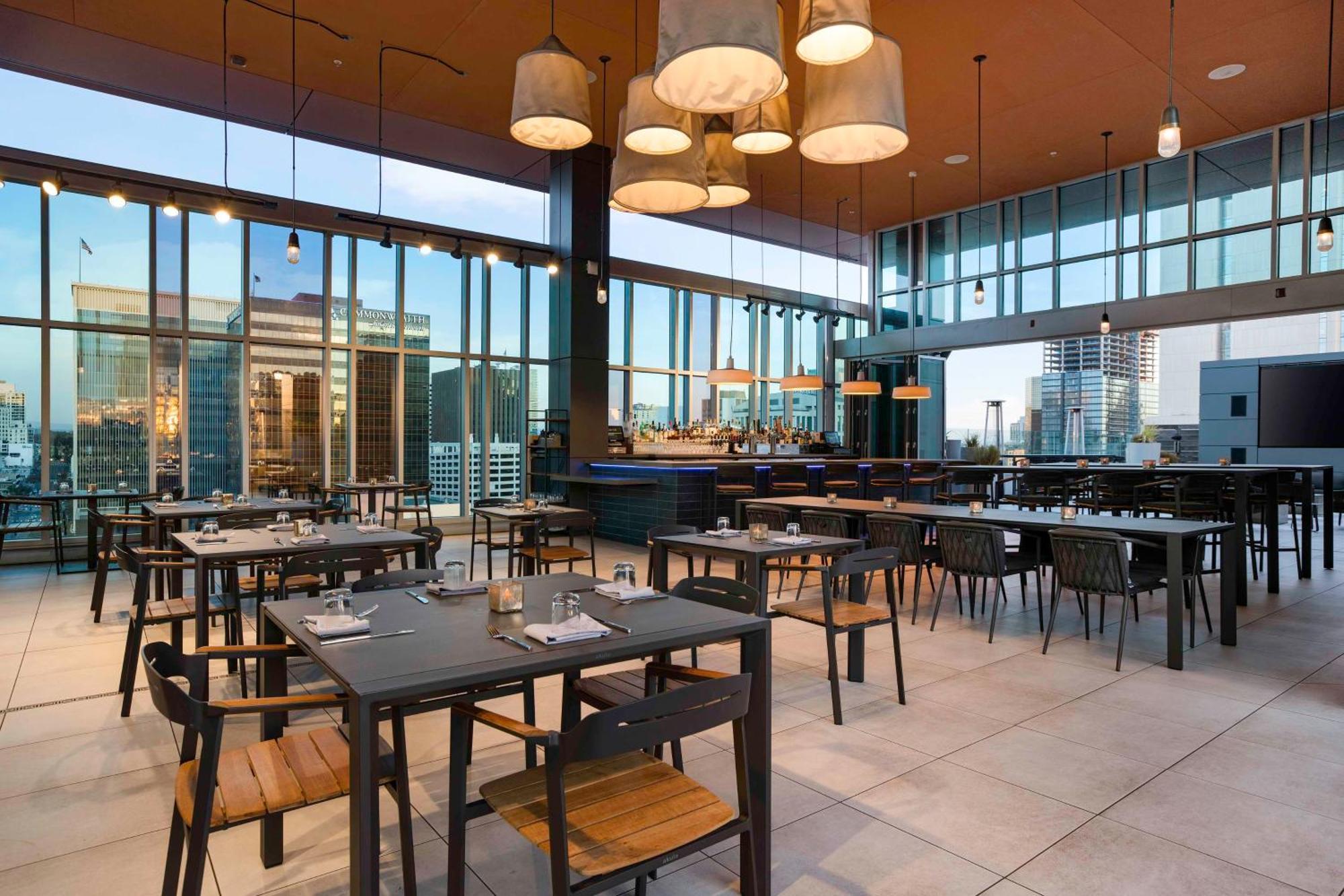 Carte Hotel San Diego Downtown, Curio Collection By Hilton Exterior photo