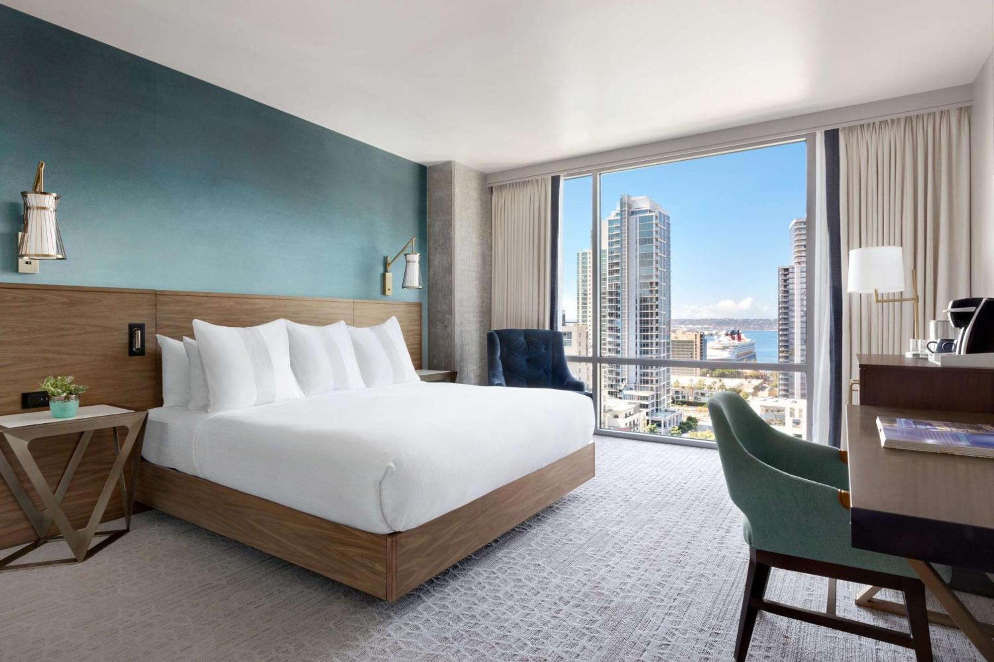 Carte Hotel San Diego Downtown, Curio Collection By Hilton Exterior photo