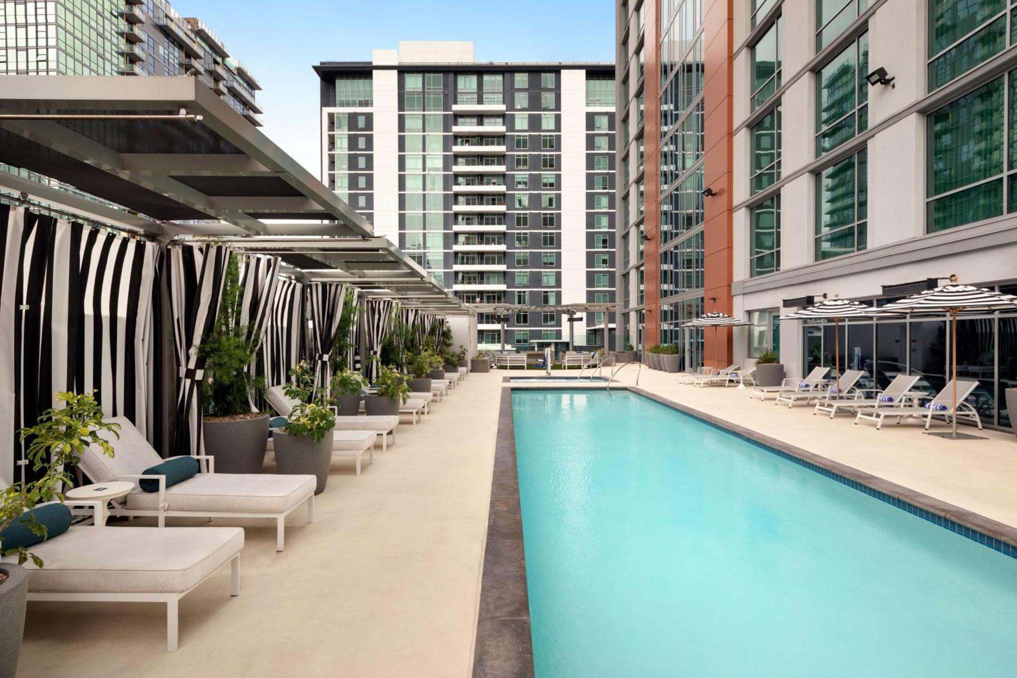 Carte Hotel San Diego Downtown, Curio Collection By Hilton Exterior photo