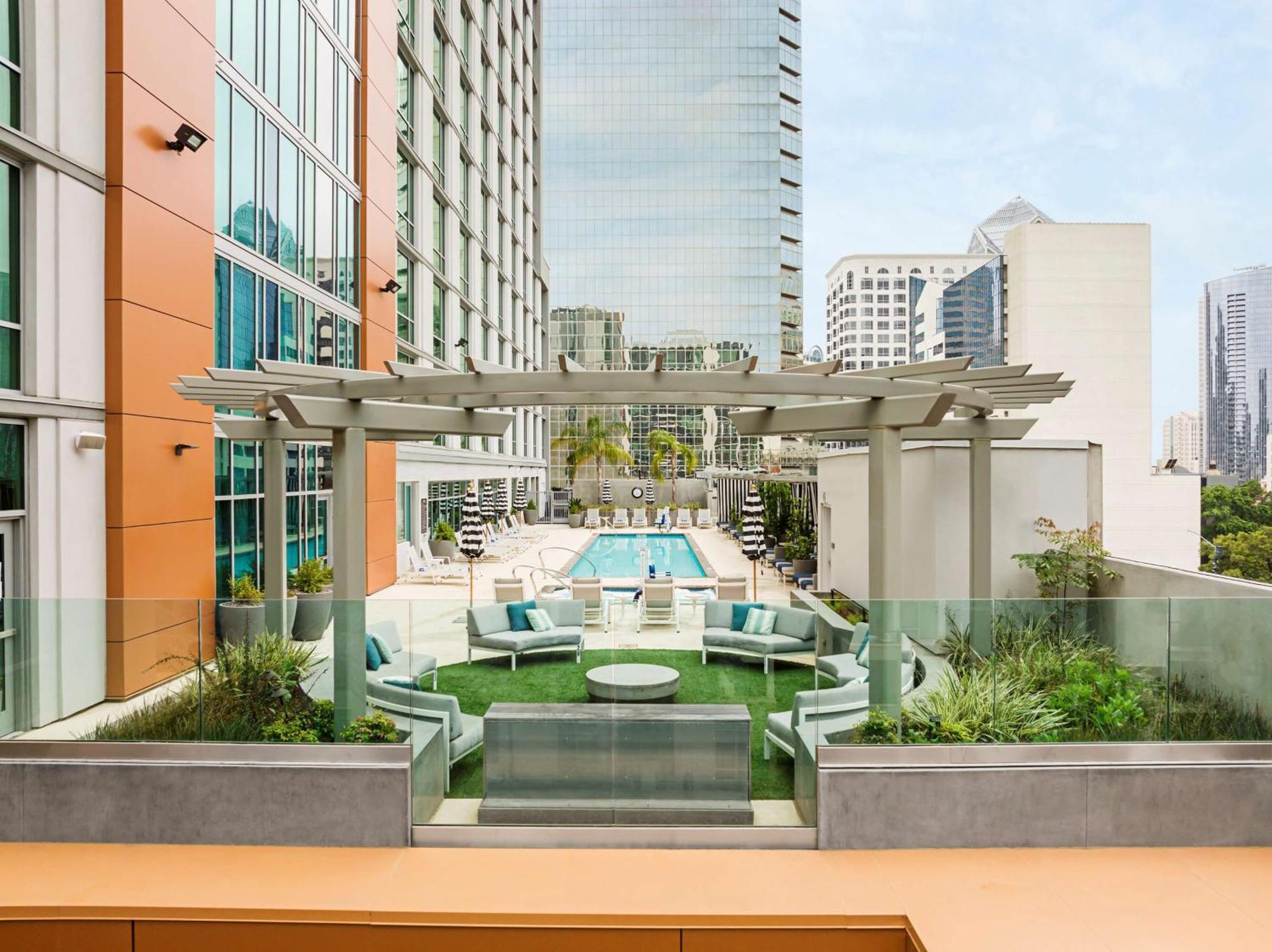 Carte Hotel San Diego Downtown, Curio Collection By Hilton Exterior photo