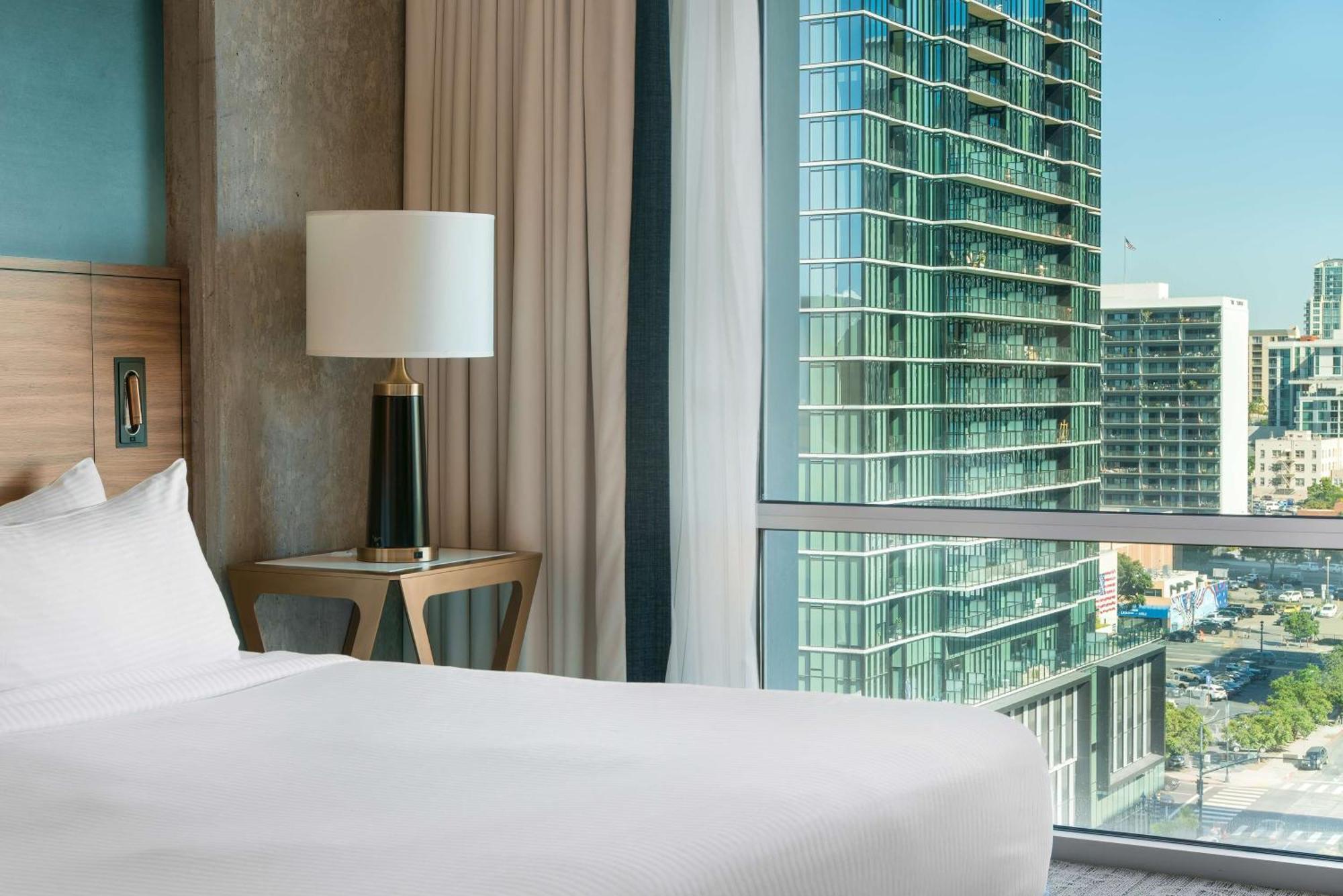 Carte Hotel San Diego Downtown, Curio Collection By Hilton Exterior photo
